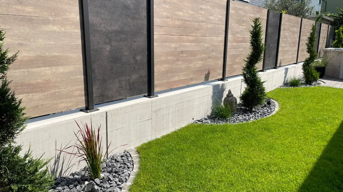 4 Foto 1.1 Sichtschutz.JPG